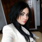 Ibtissam tiskat sur yala.fm